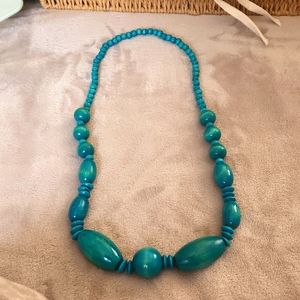 5/$12 Jewlery Teal Wood Bead Necklace